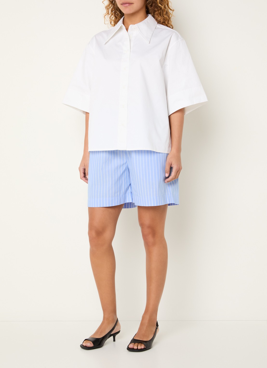 Sofie Schnoor Harveysw blouse met polokraag - voorkant 2 wit