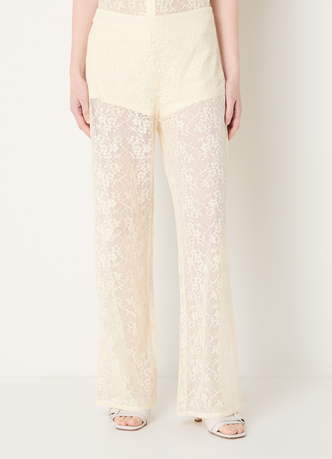 Sofie Schnoor Ivy high waist straight leg broek van crochet - detail 4 gebroken wit