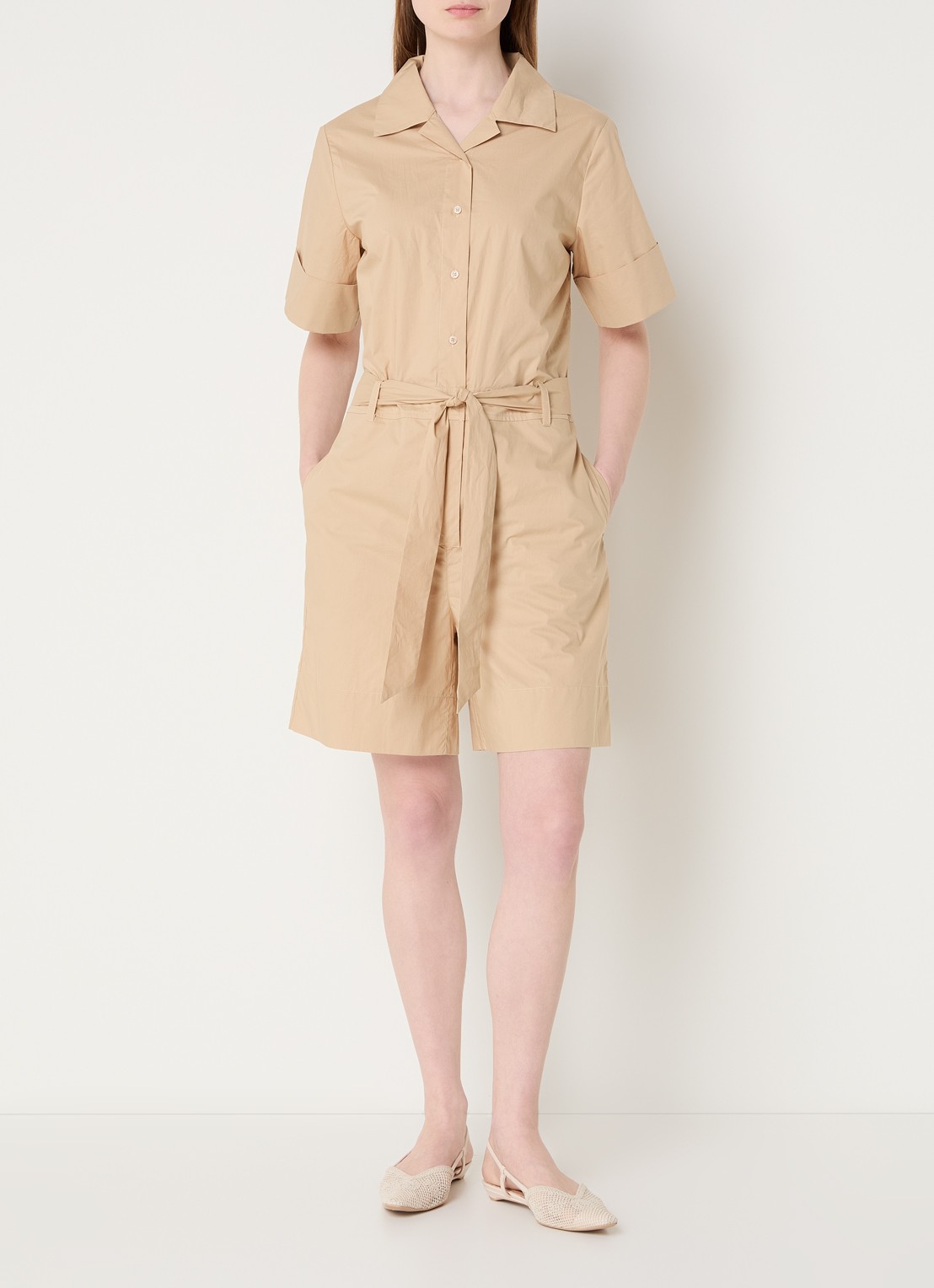 Sofie Schnoor Koasw straight fit playsuit met strikceintuur - voorkant 3 beige