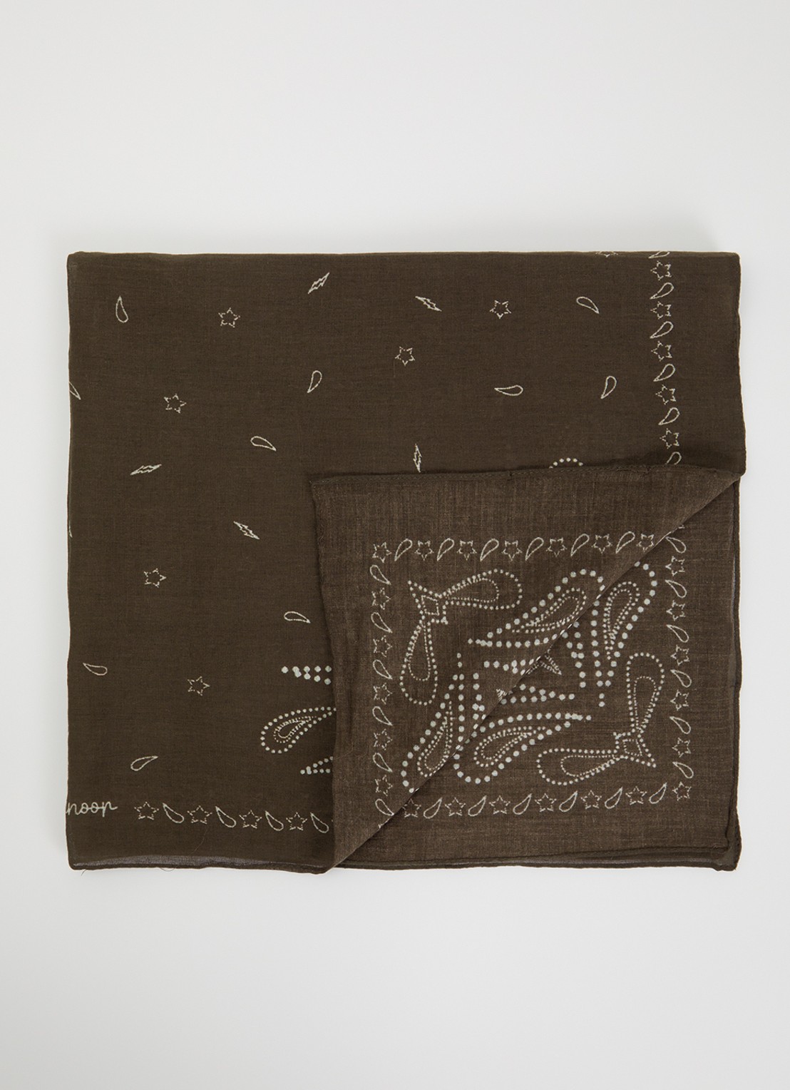 Sofie Schnoor Marilysw sjaal met paisley dessin 55 x 55 cm - voorkant 3 bruin