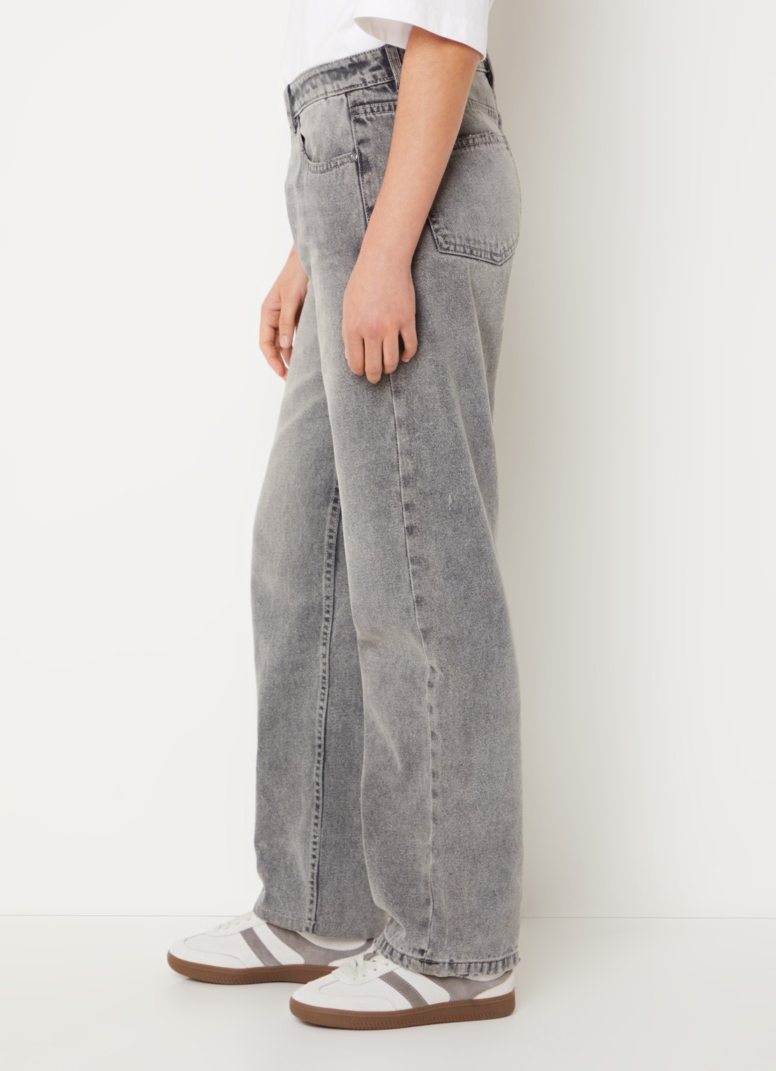 Sofie Schnoor Melika mid waist straight leg jeans met steekzakken - detail 3 grijs
