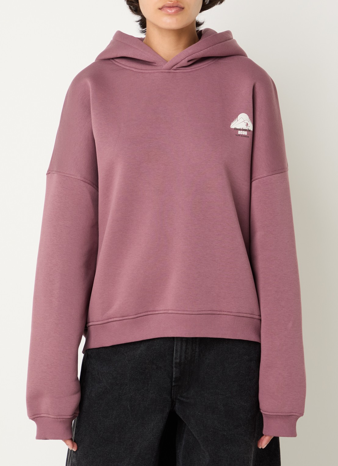 Sofie Schnoor Ranya hoodie met logo- en backprint - achterkant 5 taupe
