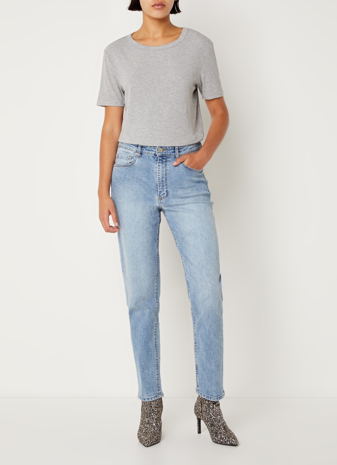 Sofie Schnoor T-shirt met ribstructuur  - voorkant 3 grijs