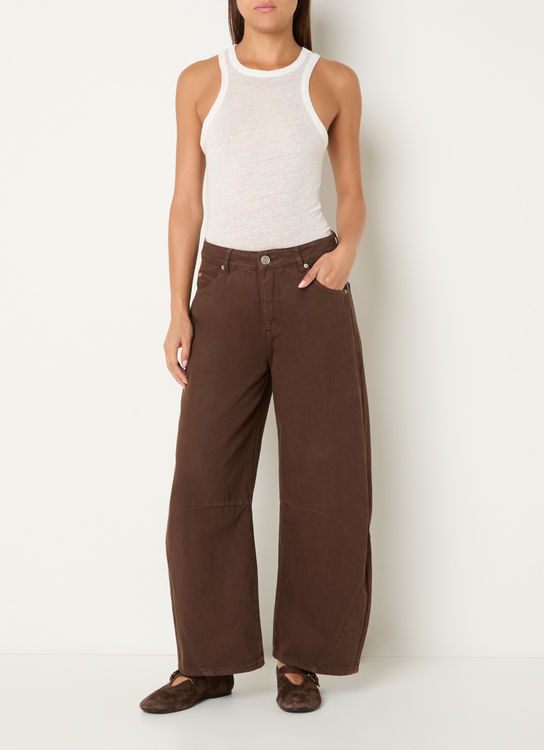 Sofie Schnoor Tomar high waist cropped wide leg jeans met gekleurde wassing - voorkant 5 donkerbruin