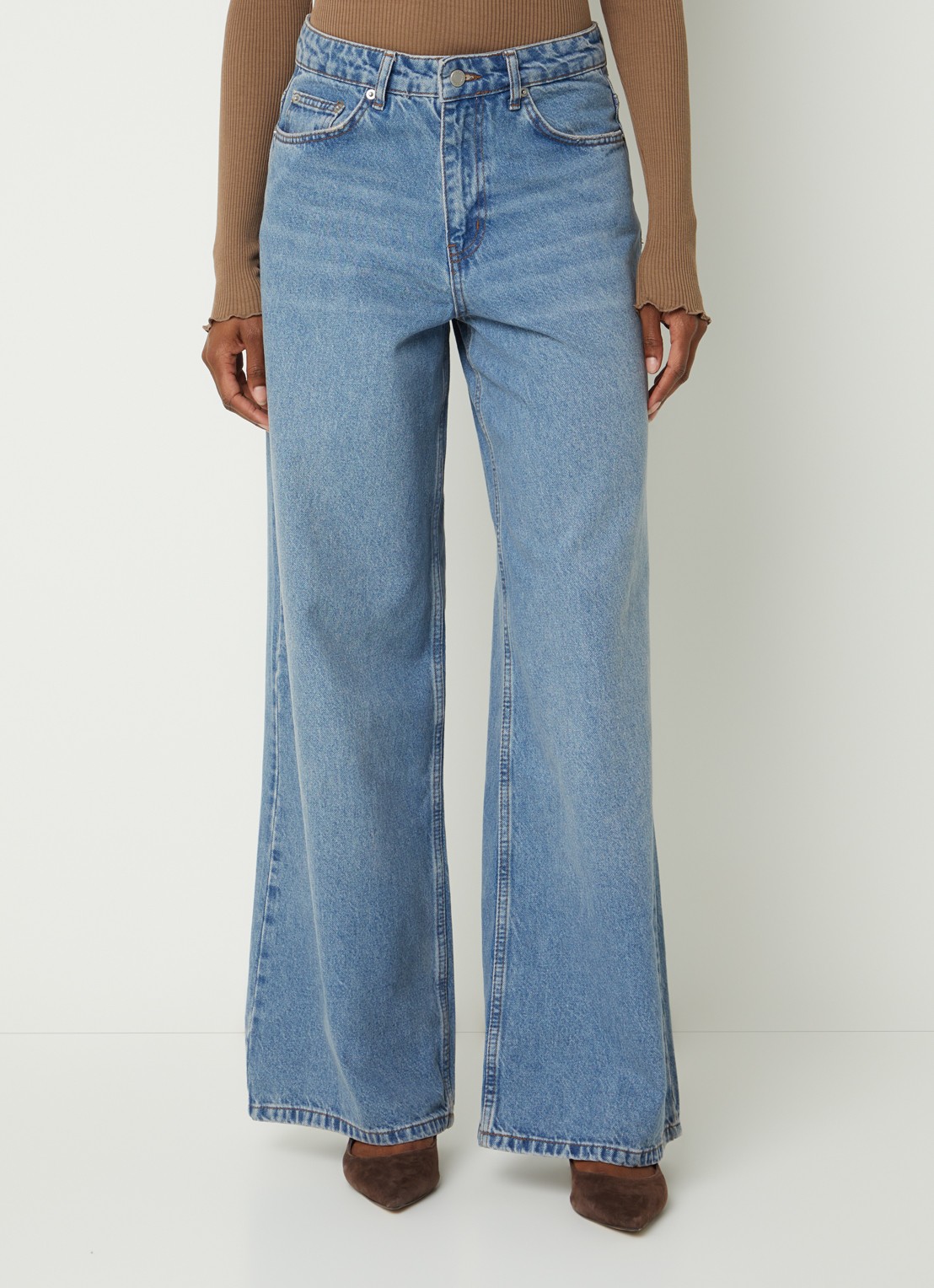 Sofie Schnoor Venicesw high waist wide leg jeans met gekleurde wassing - detail indigo