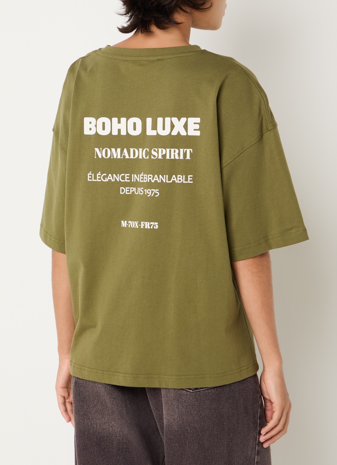 Sofie Schnoor Verasw T-shirt met front- en backprint - detail mosgroen