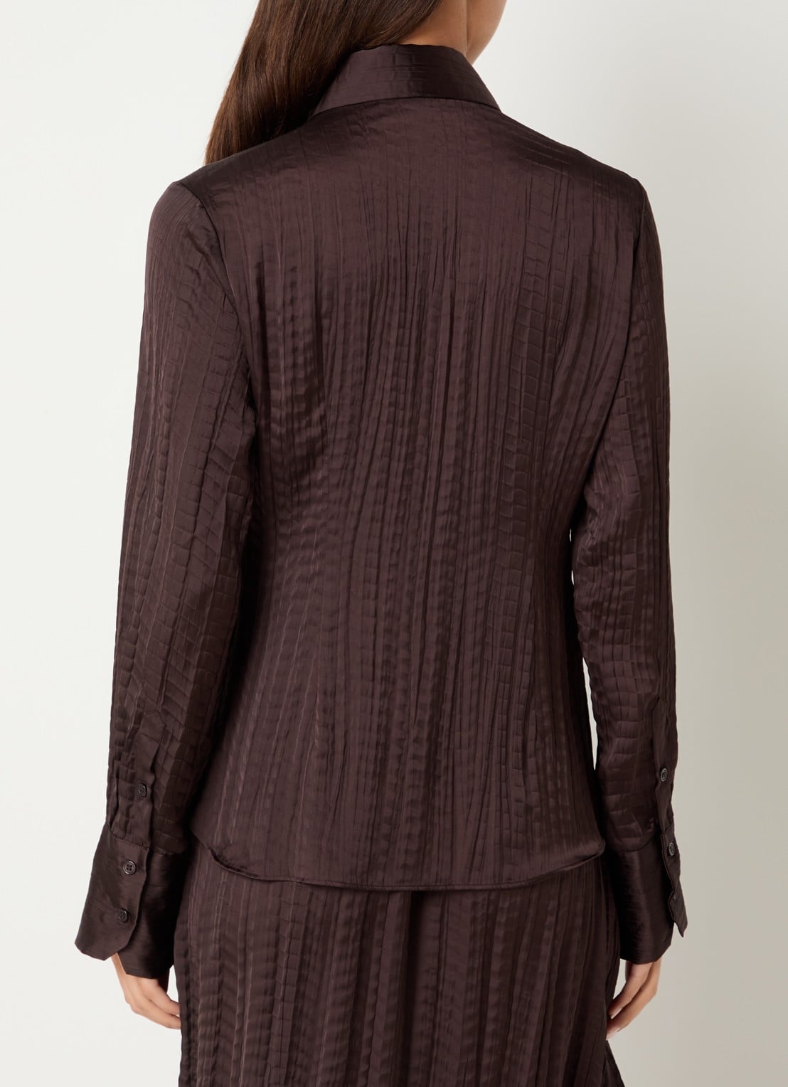 Sofie Schnoor Wildasw blouse met structuur - achterkant 4 donkerbruin