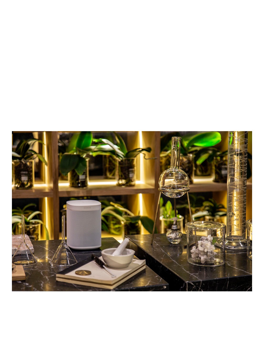 Sonos One (Gen 2) smart speaker met Google Assistant stembediening - detail 4 wit