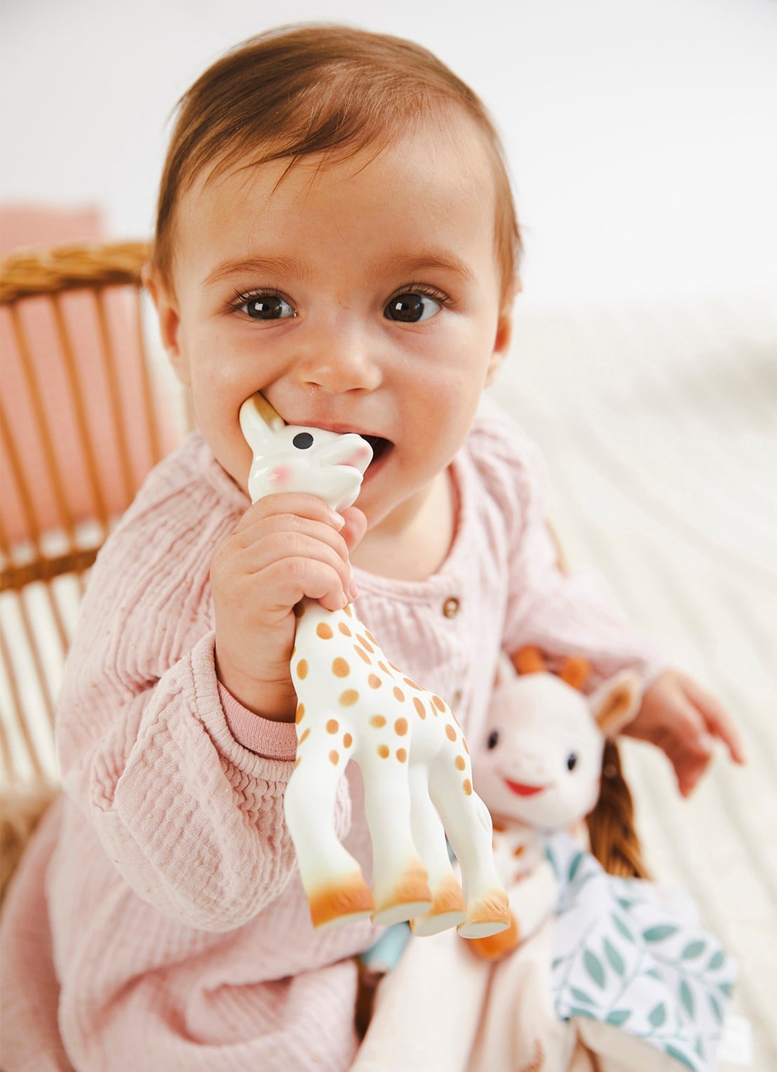 Sophie de Giraf Sophie de giraf en haar knuffeldoekje cadeau set - voorkant 2 multicolor
