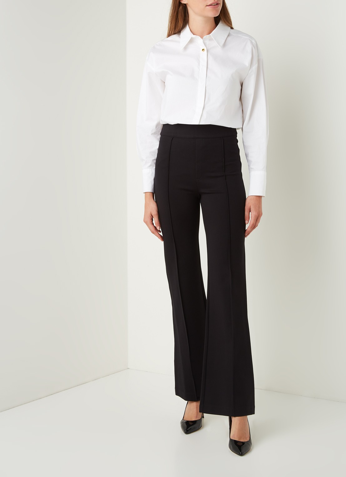SPANX High waist flared fit pantalon van jersey met deelnaad - voorkant 4 zwart