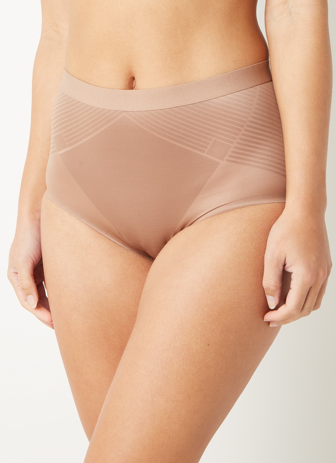SPANX Invisible high waisted naadloze corrigerende slip - detail 4 taupe