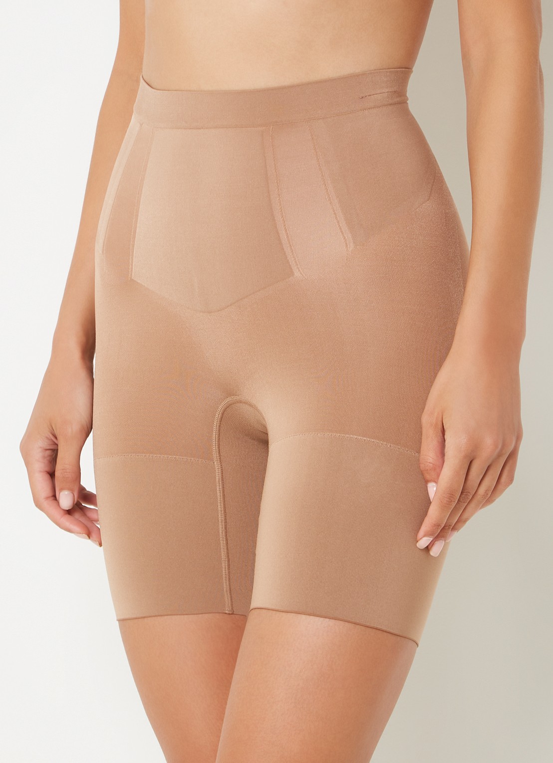 SPANX Oncore corrigerende short - detail bruin
