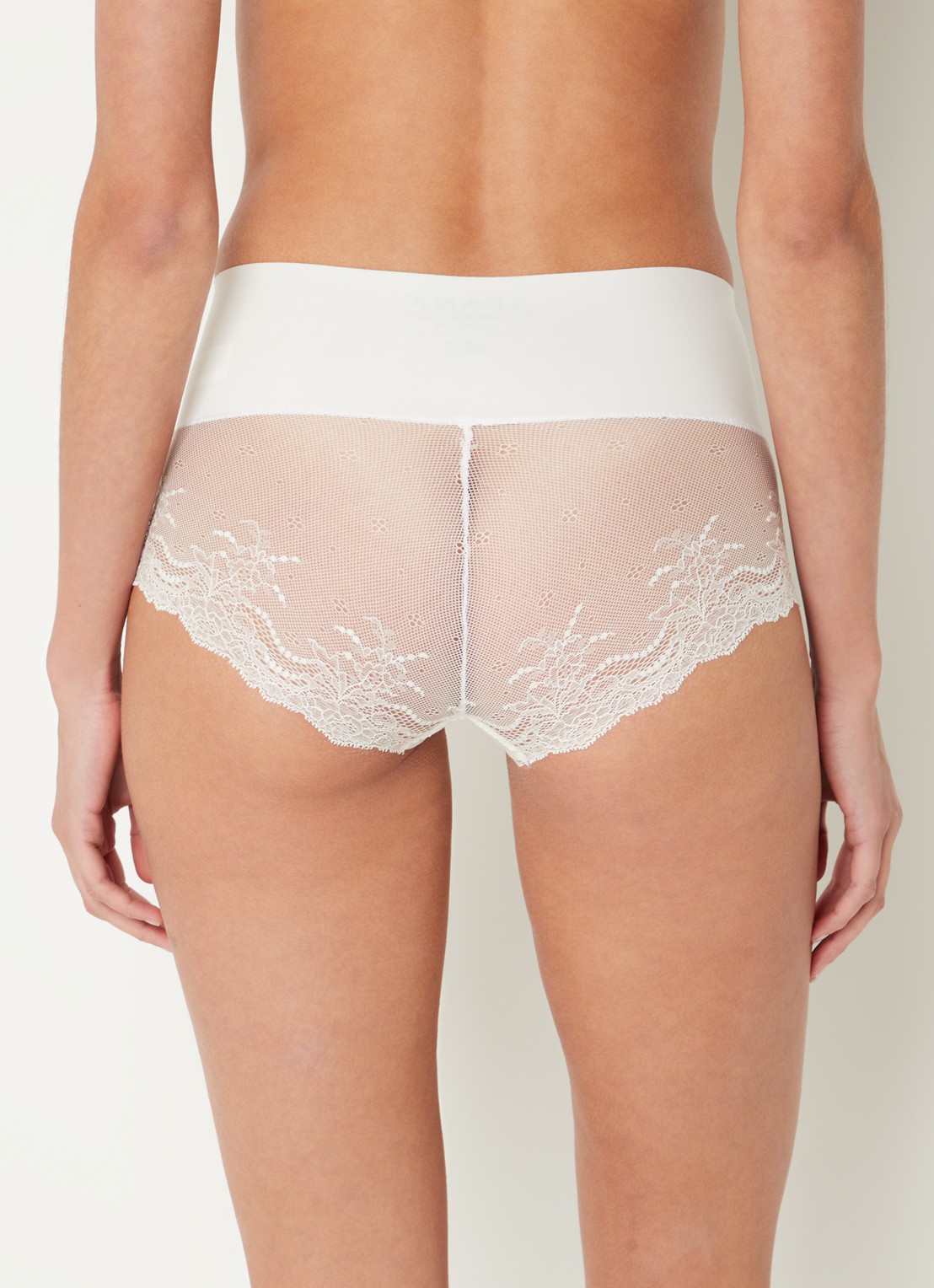 SPANX Undie-tectable corrigerende hipster met kant - achterkant 2 gebroken wit