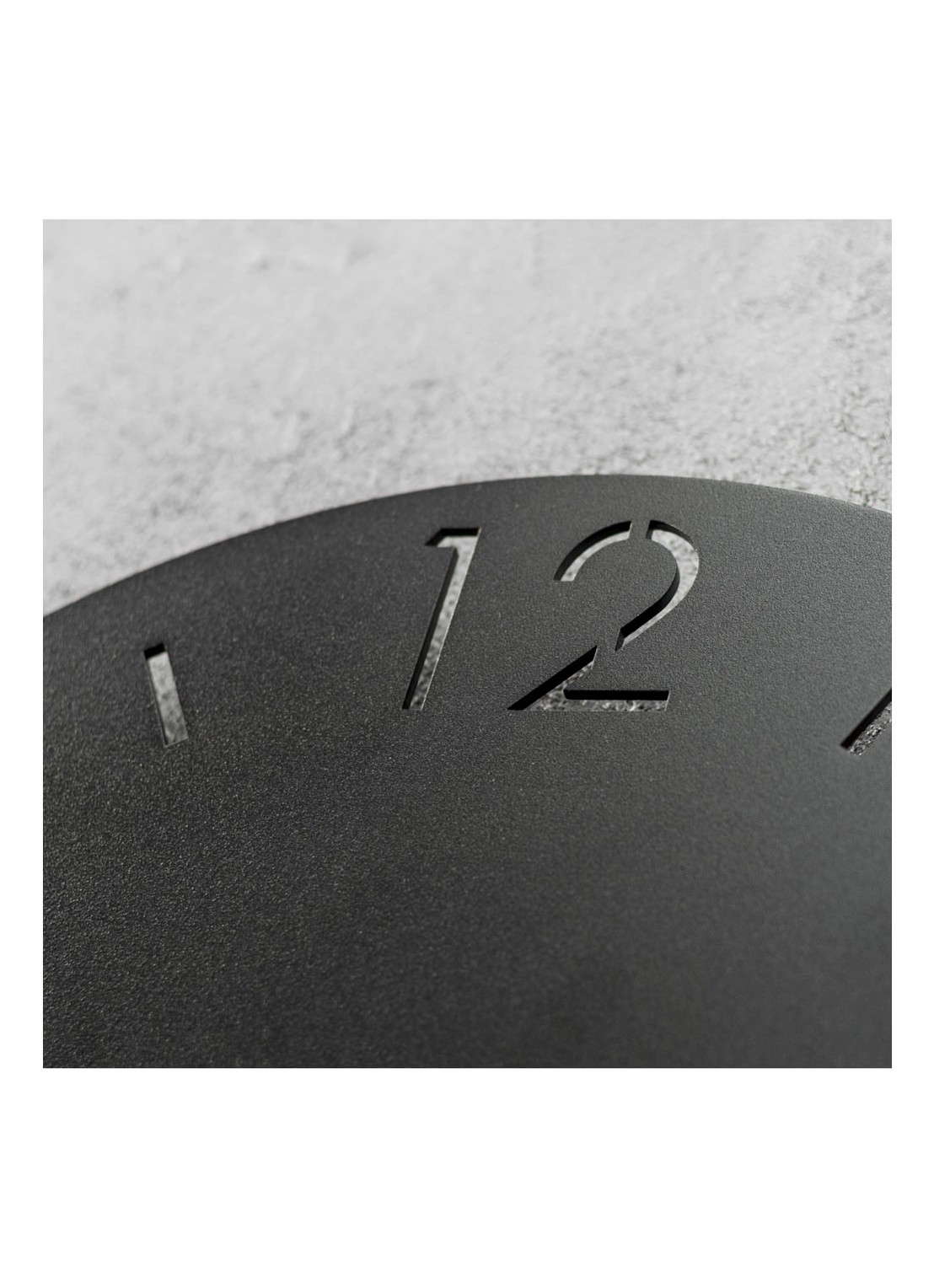 Spinder Time wandklok - voorkant 2 zwart