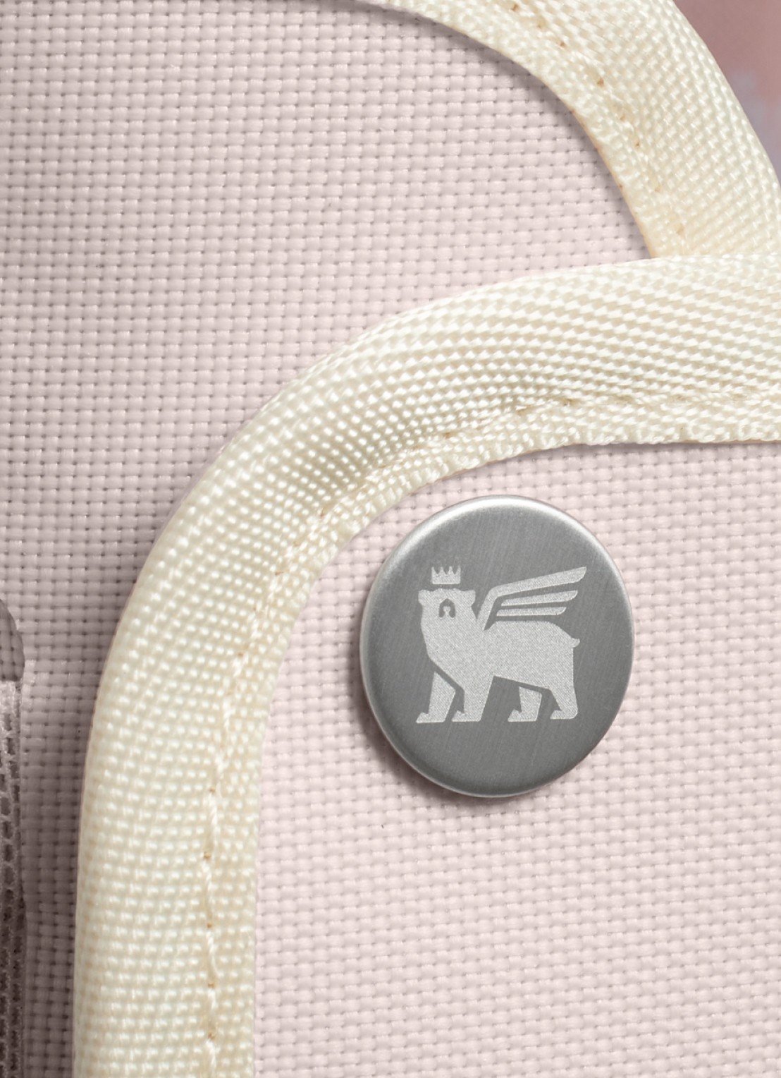 Stanley De All-Day Quencher® Carry-All crossbodytas voor 0,89 liter thermofles - detail 3 lichtroze