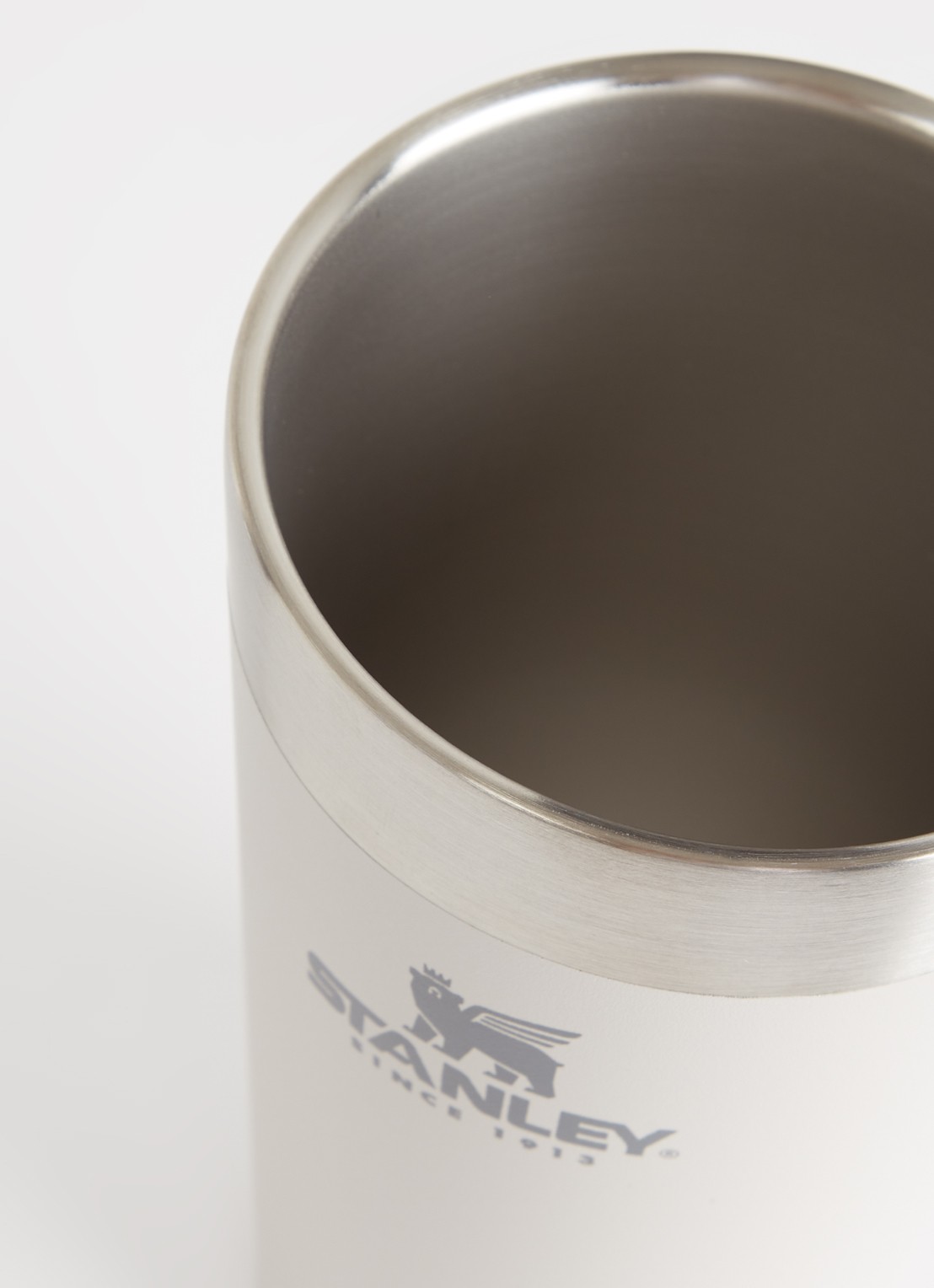 Stanley De Stacking thermosbeker 0,47 liter - voorkant 2 lichtgrijs