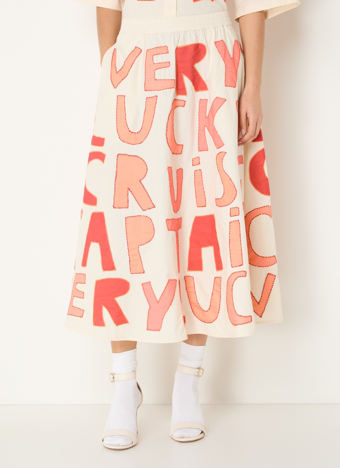 Stella Nova Cruise midi rok met borduring - detail 3 oranjerood