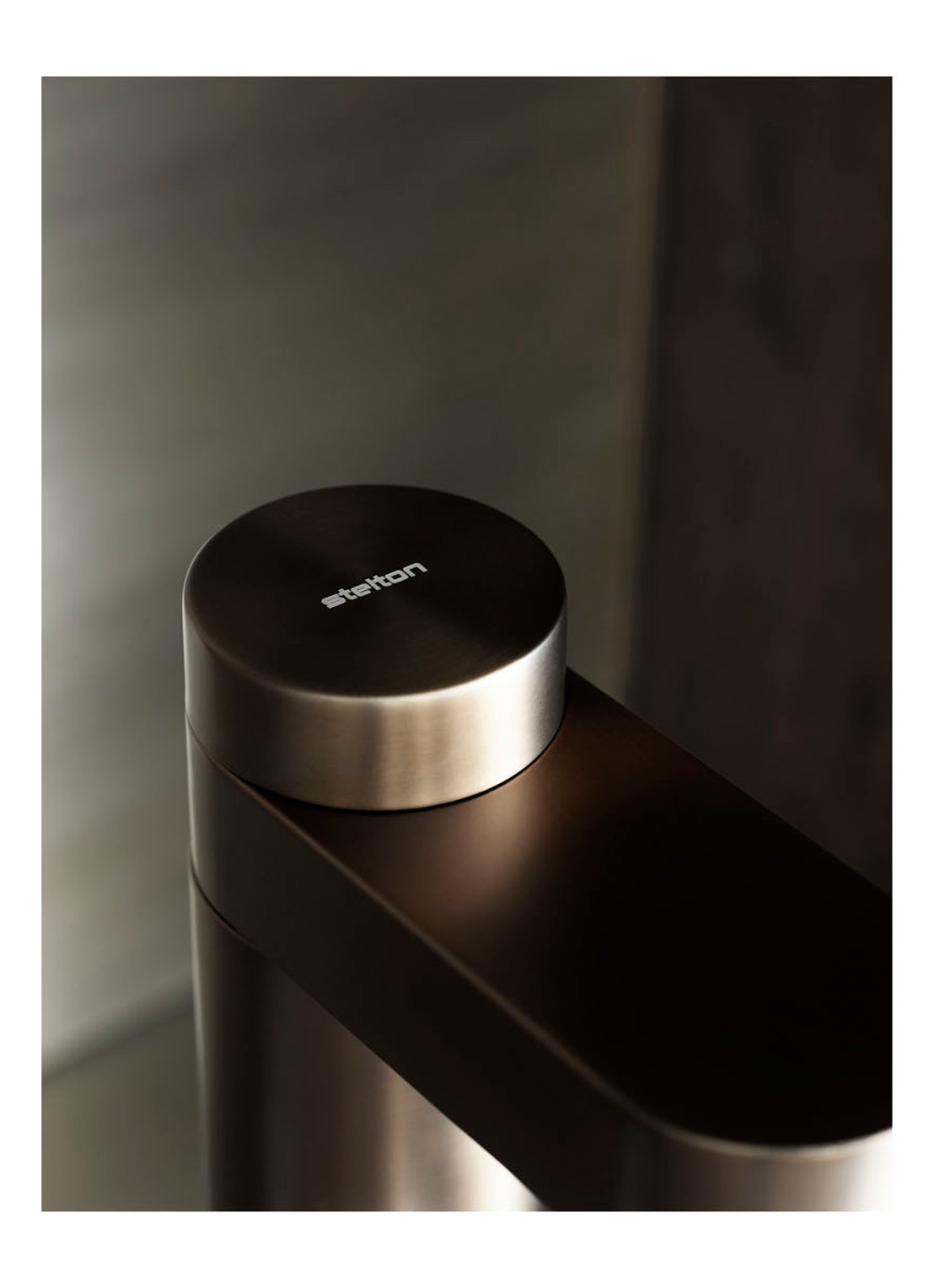 Stelton Brus bruiswatertoestel - detail 4 bruin