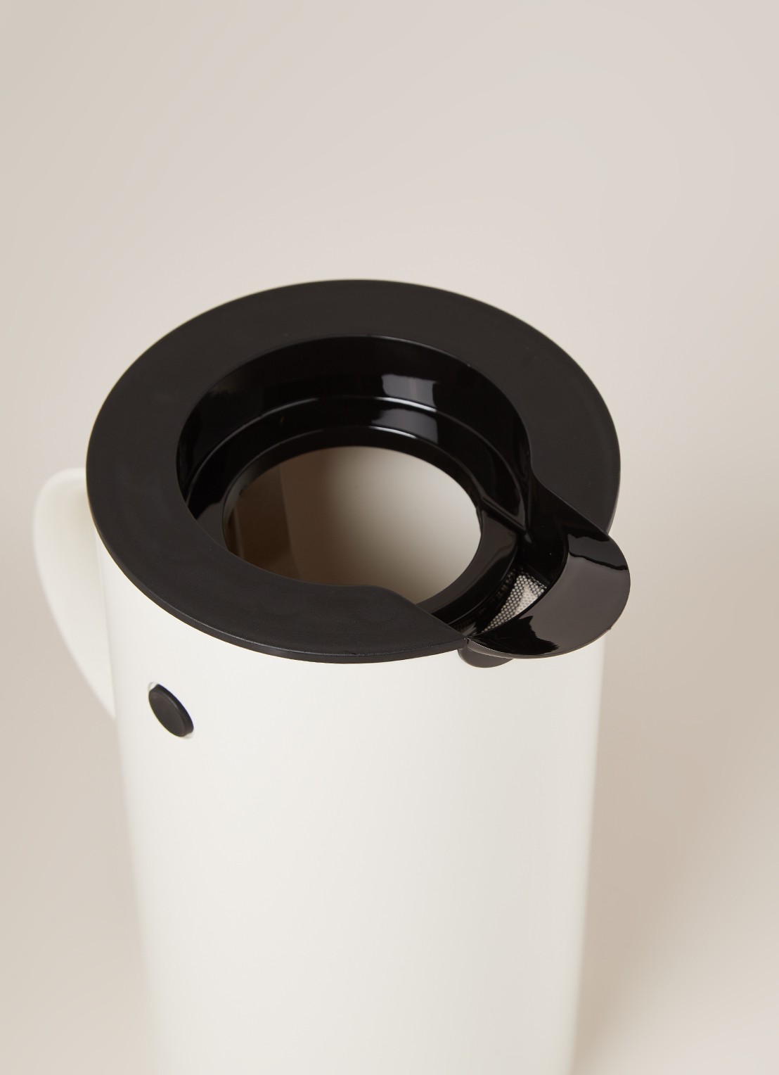 Stelton EM77 waterkoker 1,5 liter 229908 - detail 2 wit