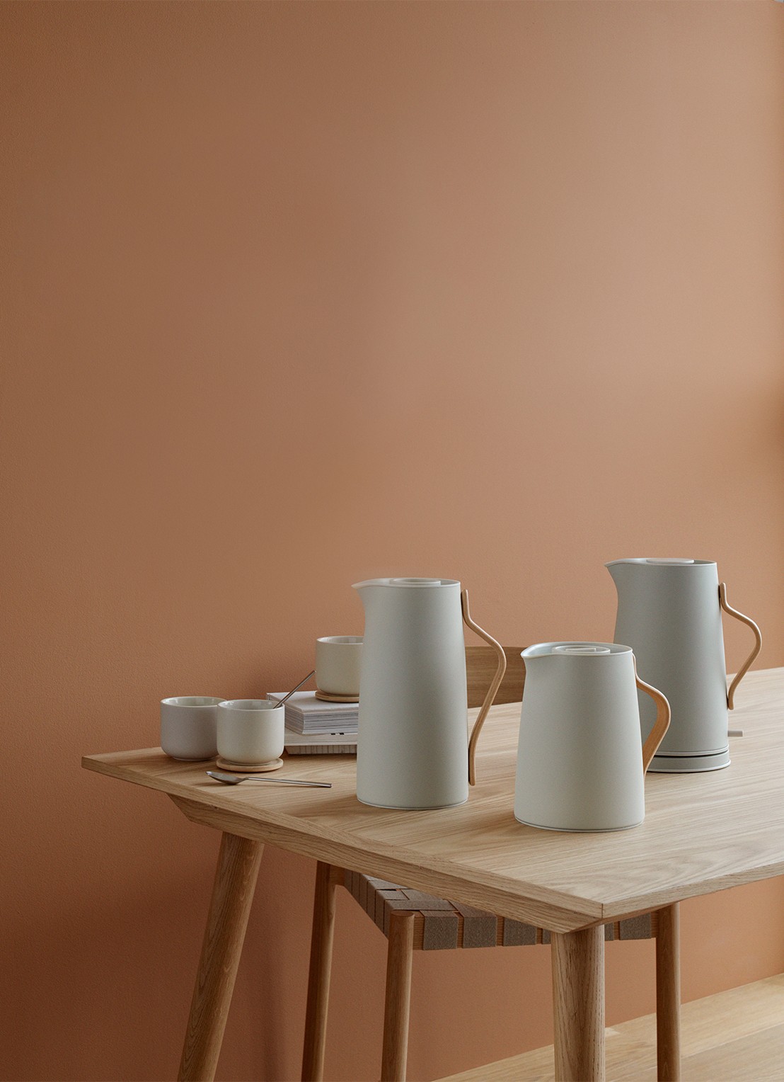 Stelton Emma theepot 1 liter - achterkant zand