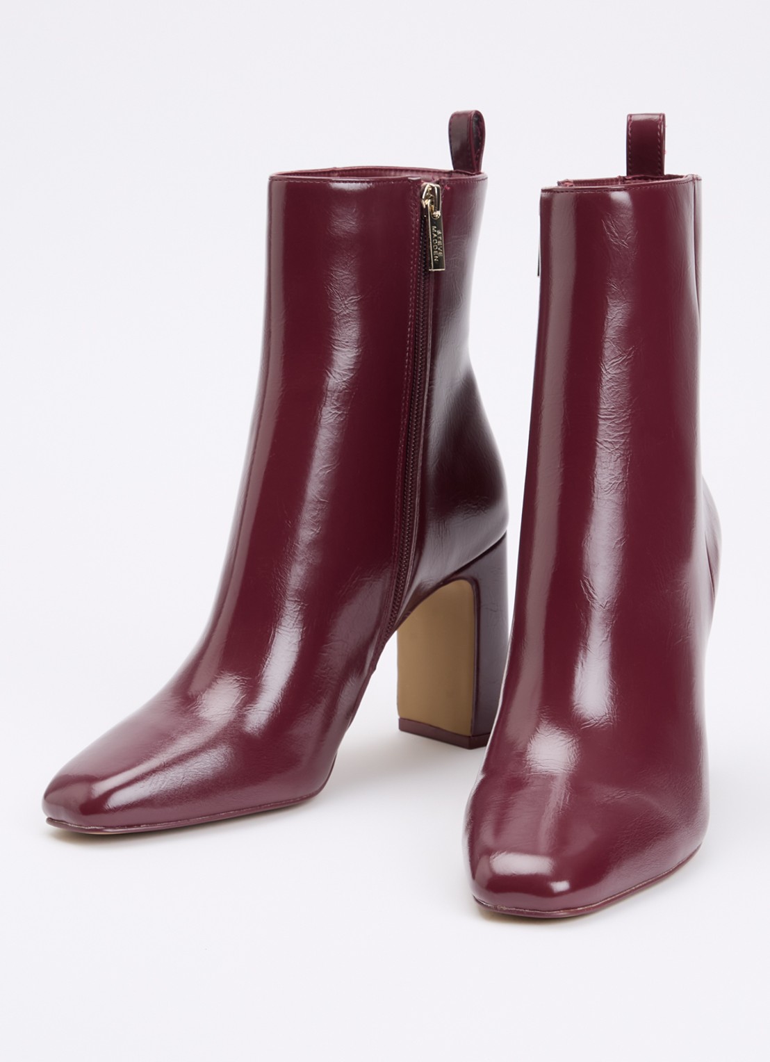 Steve Madden Adelisa enkellaarsje met lakfinish - detail 2 aubergine