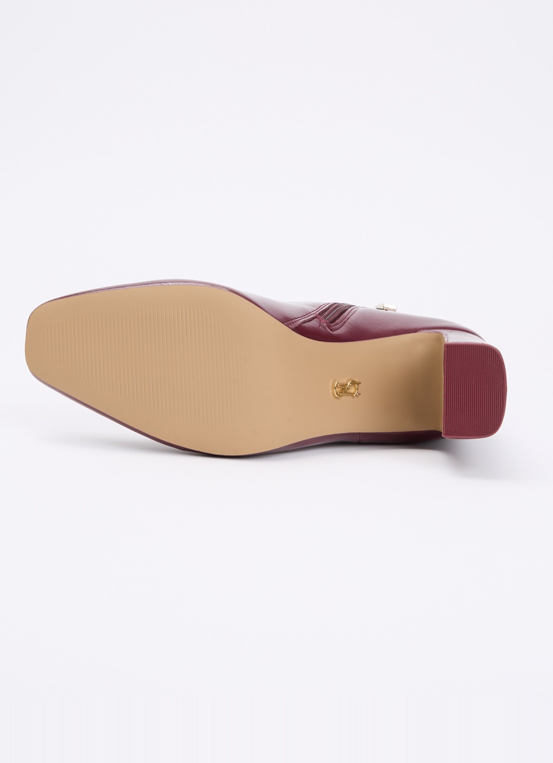 Steve Madden Adelisa enkellaarsje met lakfinish - detail 3 aubergine