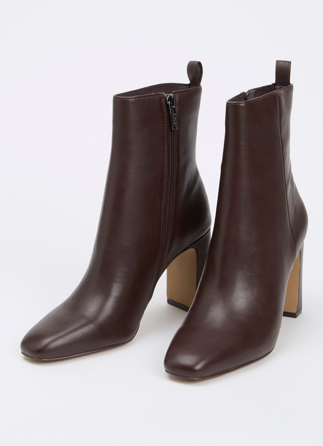 Steve Madden Adelisa enkellaarsje - detail 3 donkerbruin