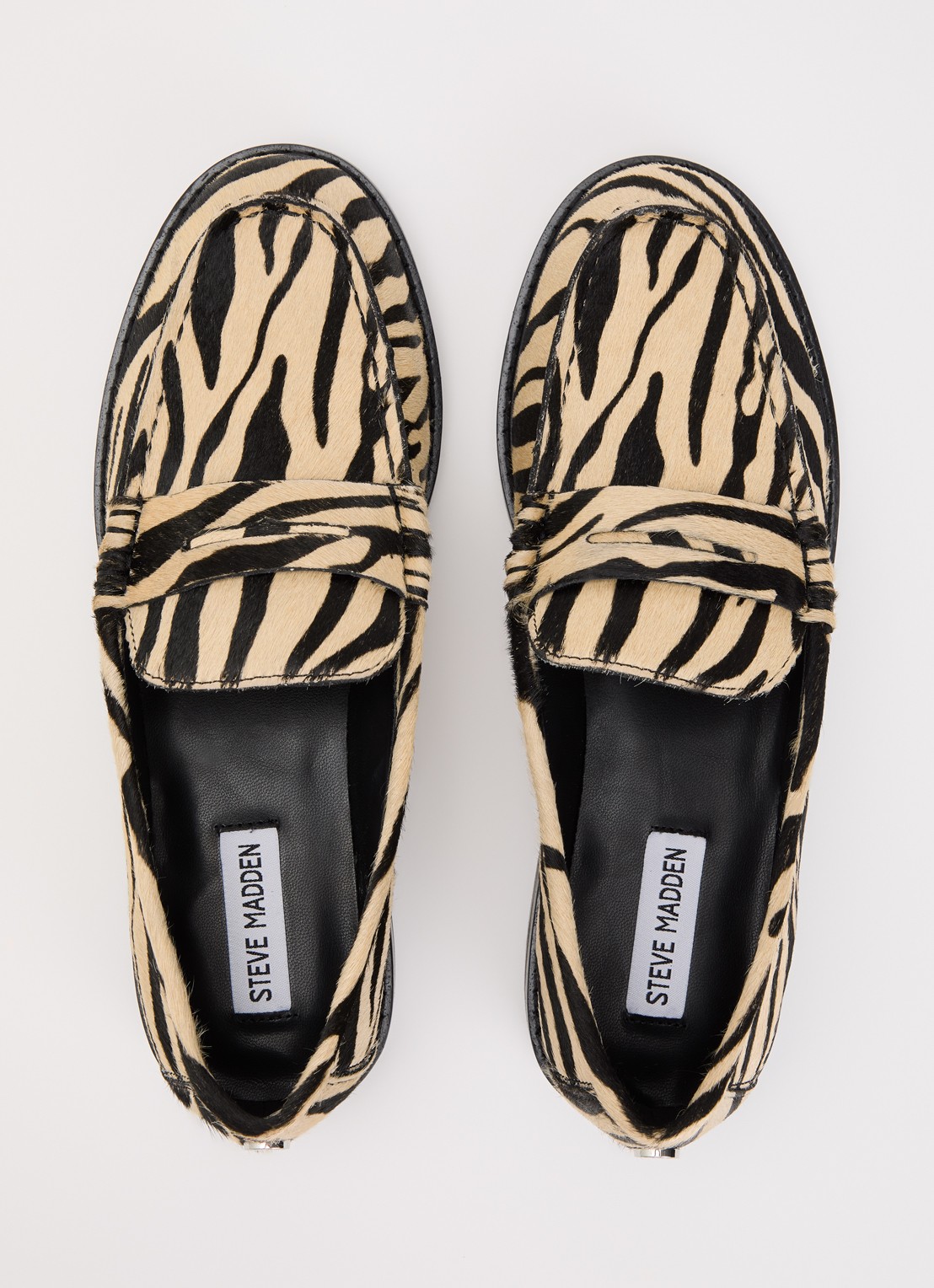 Steve Madden Adison-A loafer van leer met zebraprint - detail 2 creme