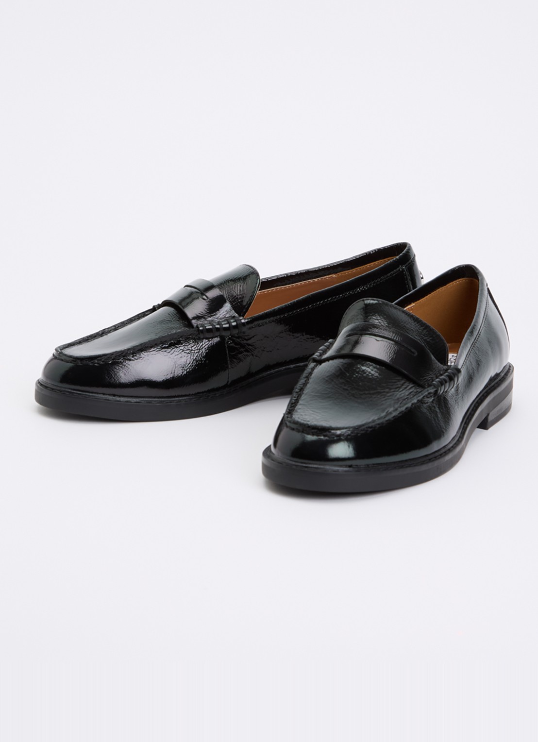 Steve Madden Adison loafer van suède met panterprint - detail zwart