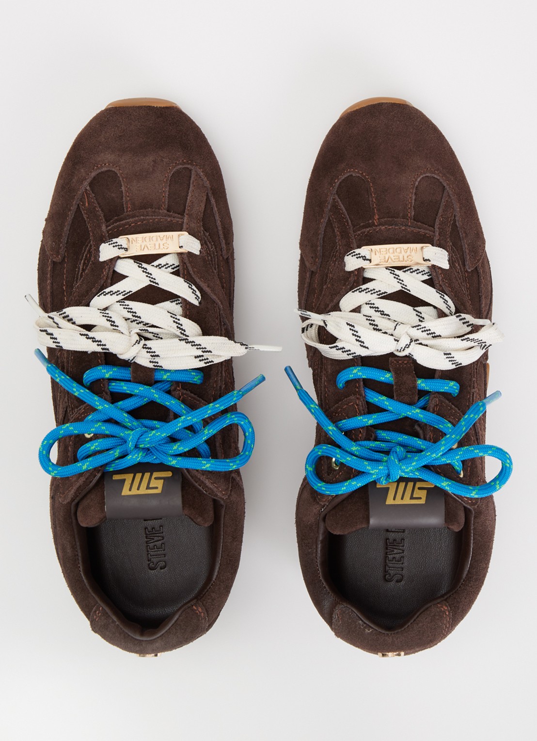 Steve Madden Asiel sneaker van suède - detail 2 chocoladebruin