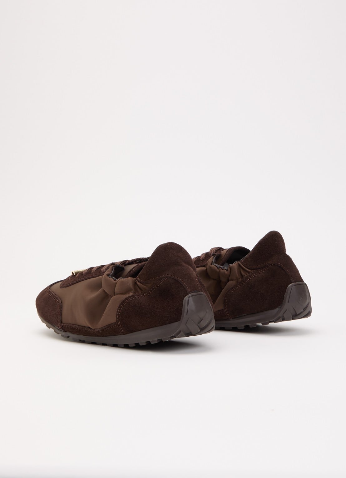 Steve Madden Bobby sneaker van suéde - achterkant donkerbruin