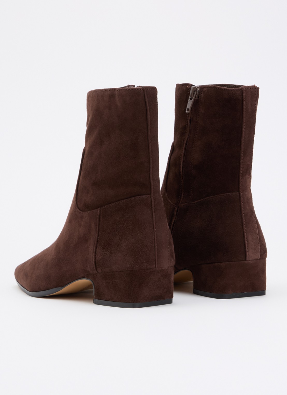 Steve Madden Dusty enkellaarsje van suède - achterkant 5 donkerbruin