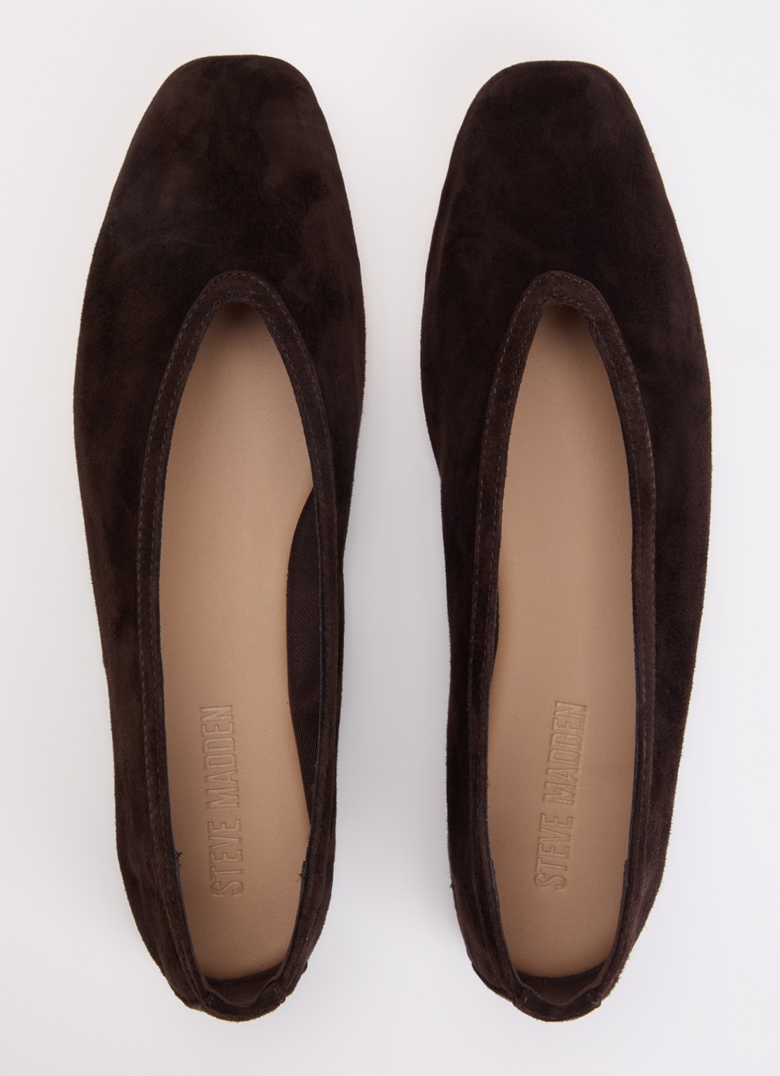Steve Madden Leni ballerina van suède  - detail 3 donkerbruin