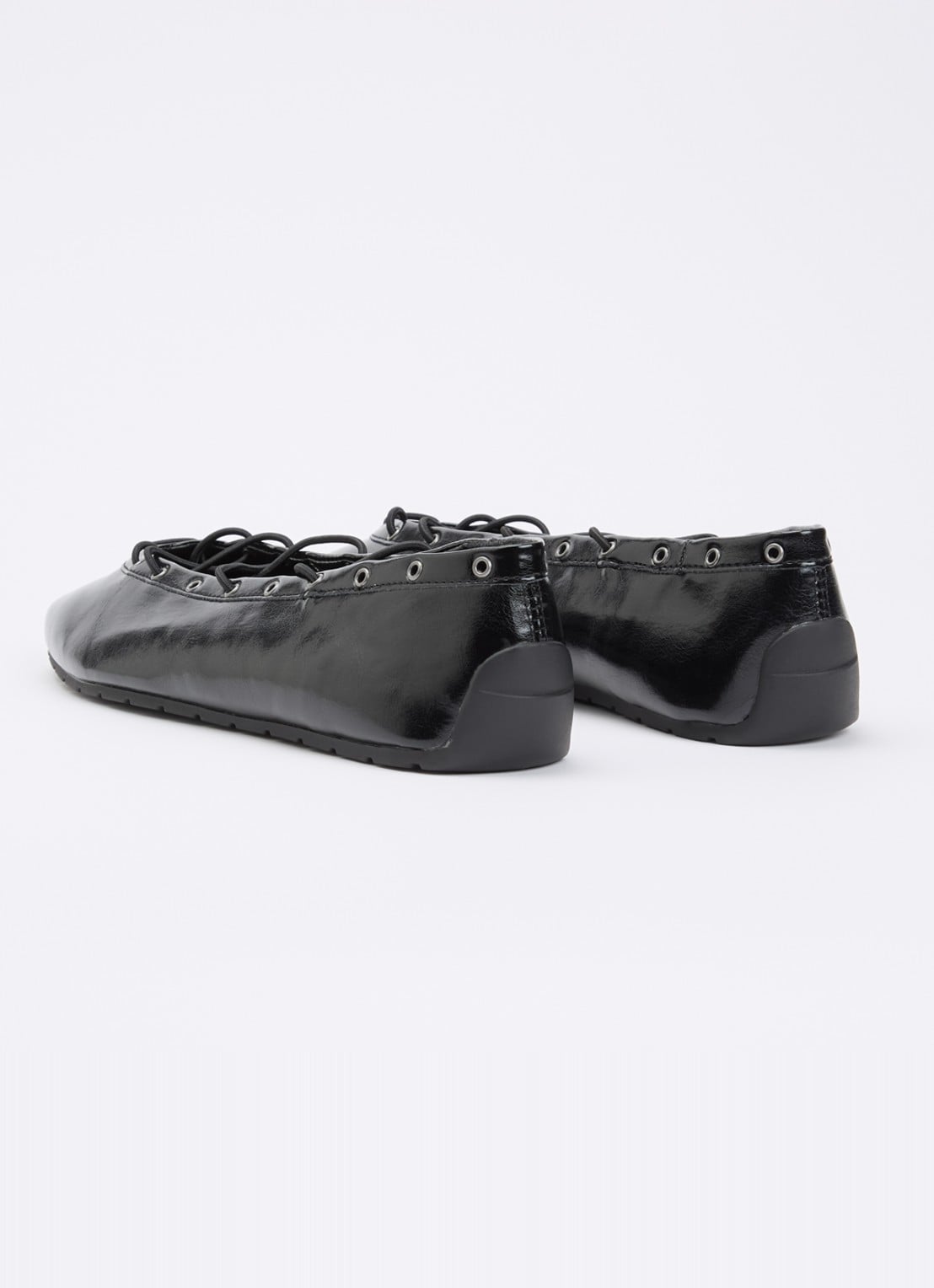 Steve Madden Pointe ballerina met lakfinish  - achterkant zwart