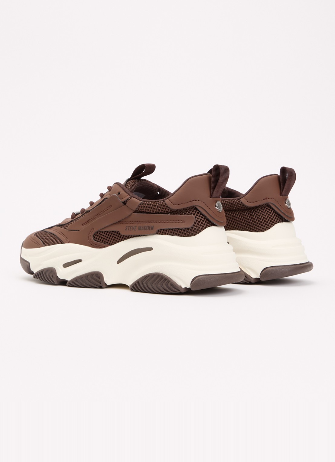 Steve Madden Possession-E sneaker met mesh details - achterkant bruin
