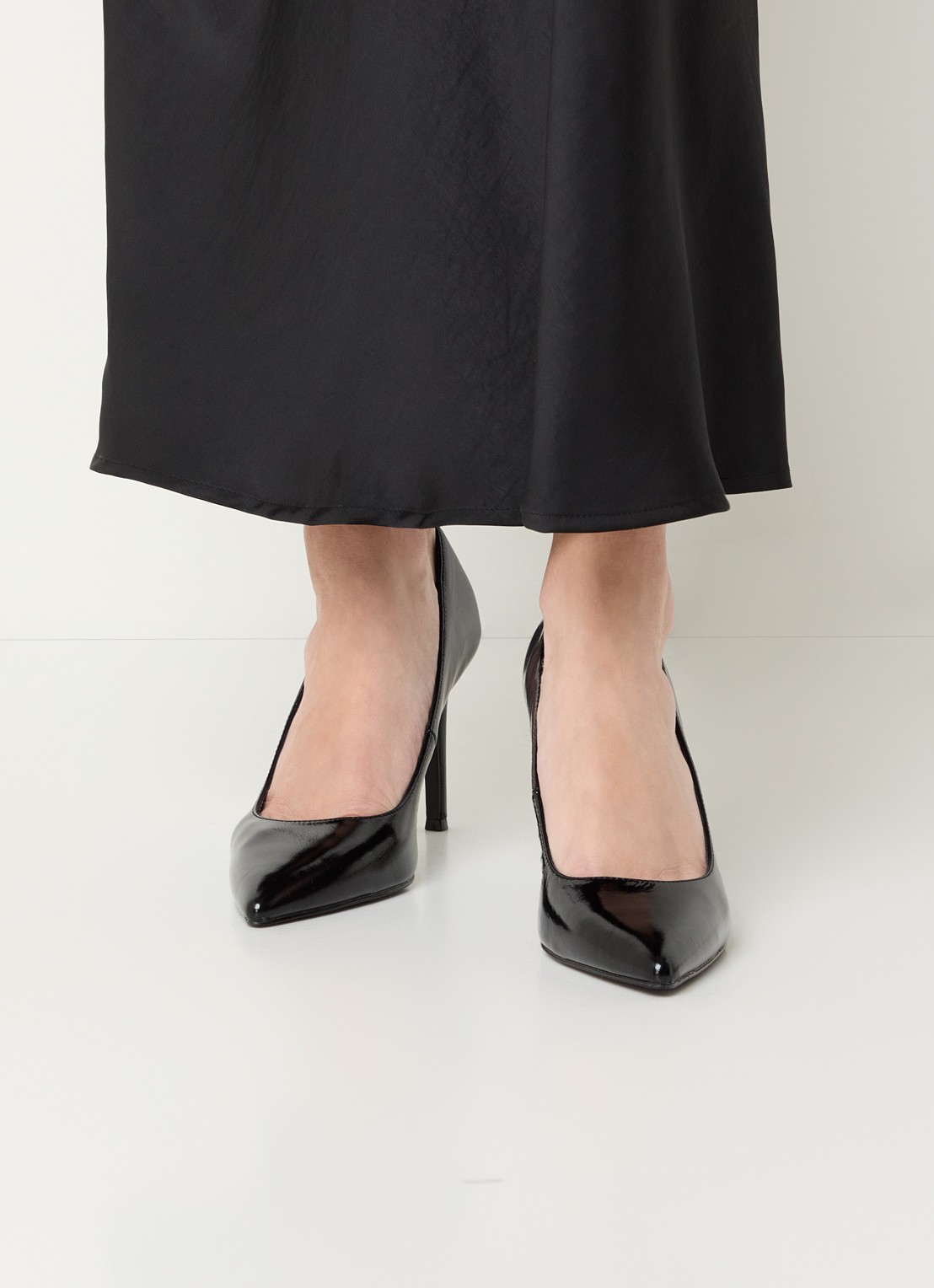 Steve Madden Secured pump van leer - voorkant 5 zwart
