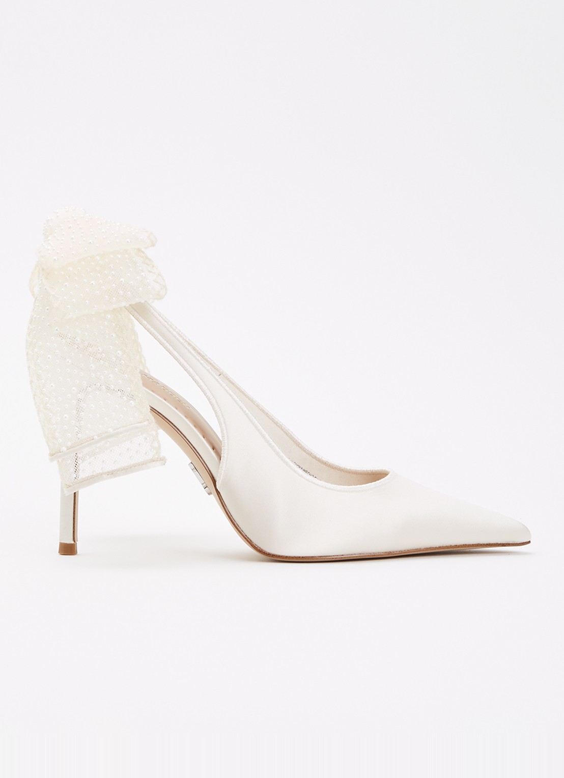 Steve Madden Teacup-P slingback van satijn met strikdetail - voorkant 4 ivoor