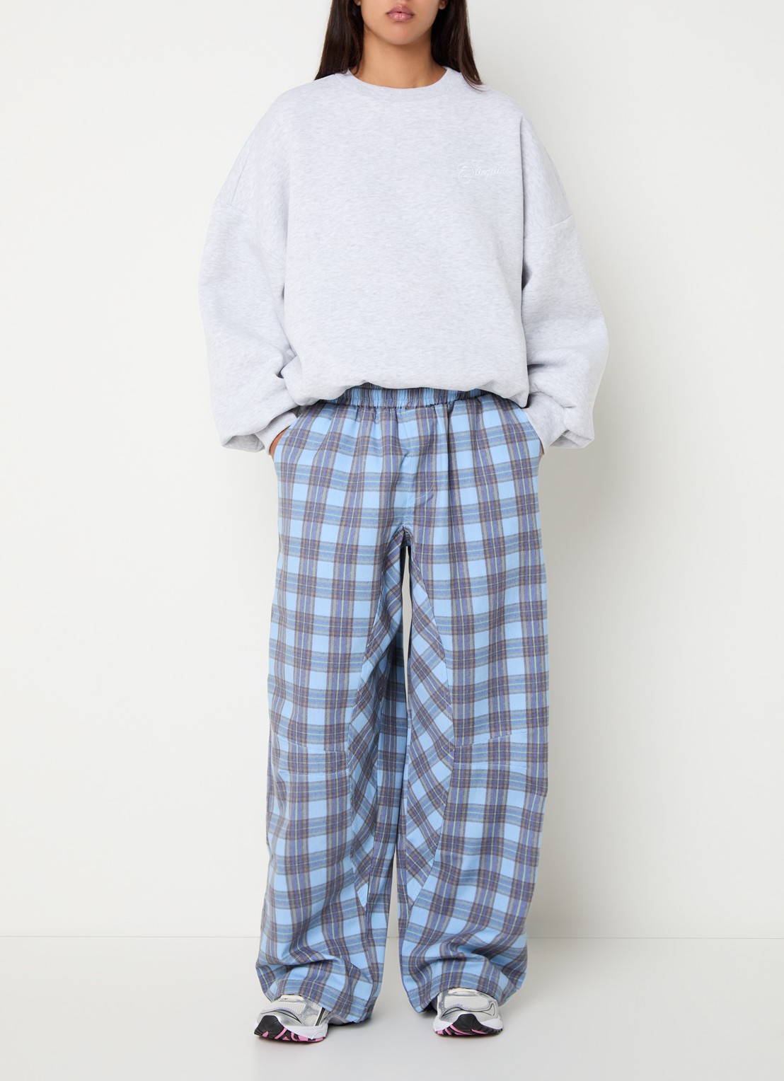 Stieglitz Briana mid waist wide fit broek met ruitdessin - voorkant 4 blauw