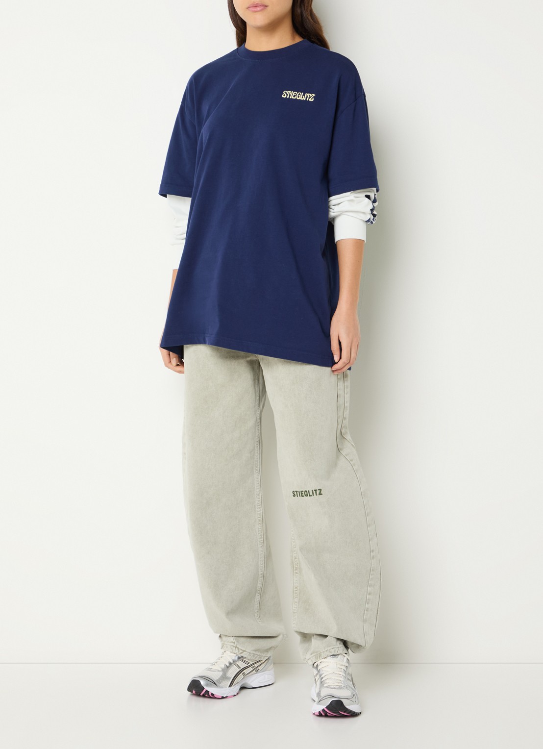 Stieglitz Fiore long sleeve met logo- en backprint - voorkant 2 donkerblauw