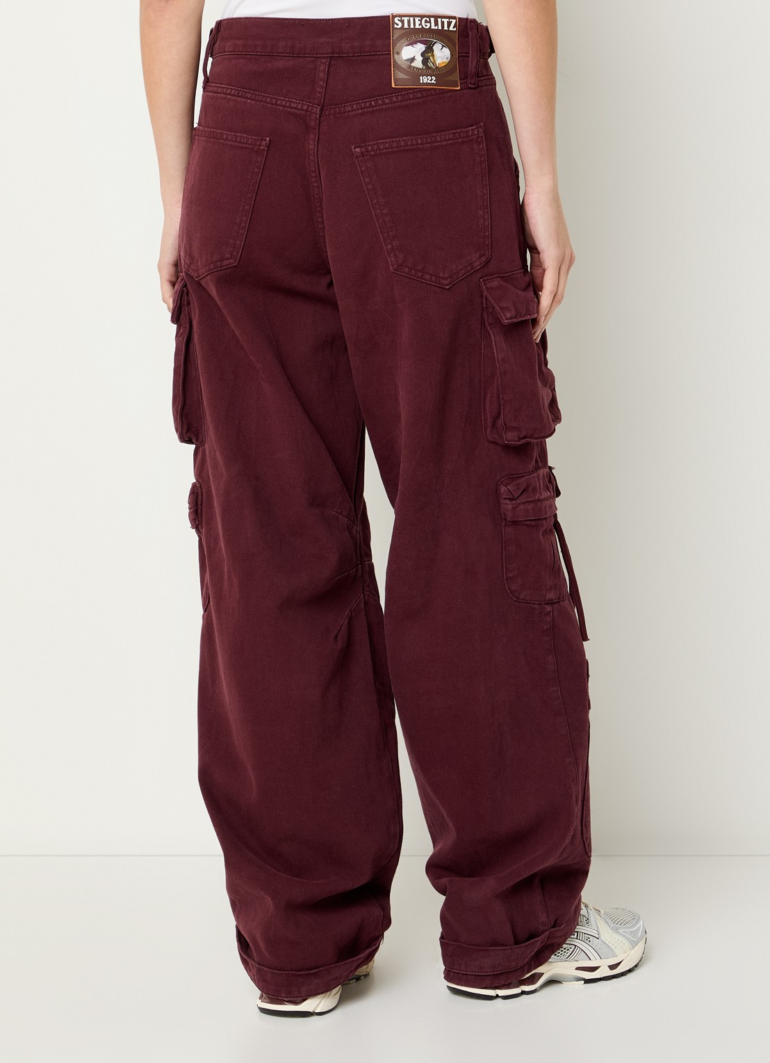 Stieglitz Franca high waist balloon fit cargobroek van denim - achterkant bordeauxrood