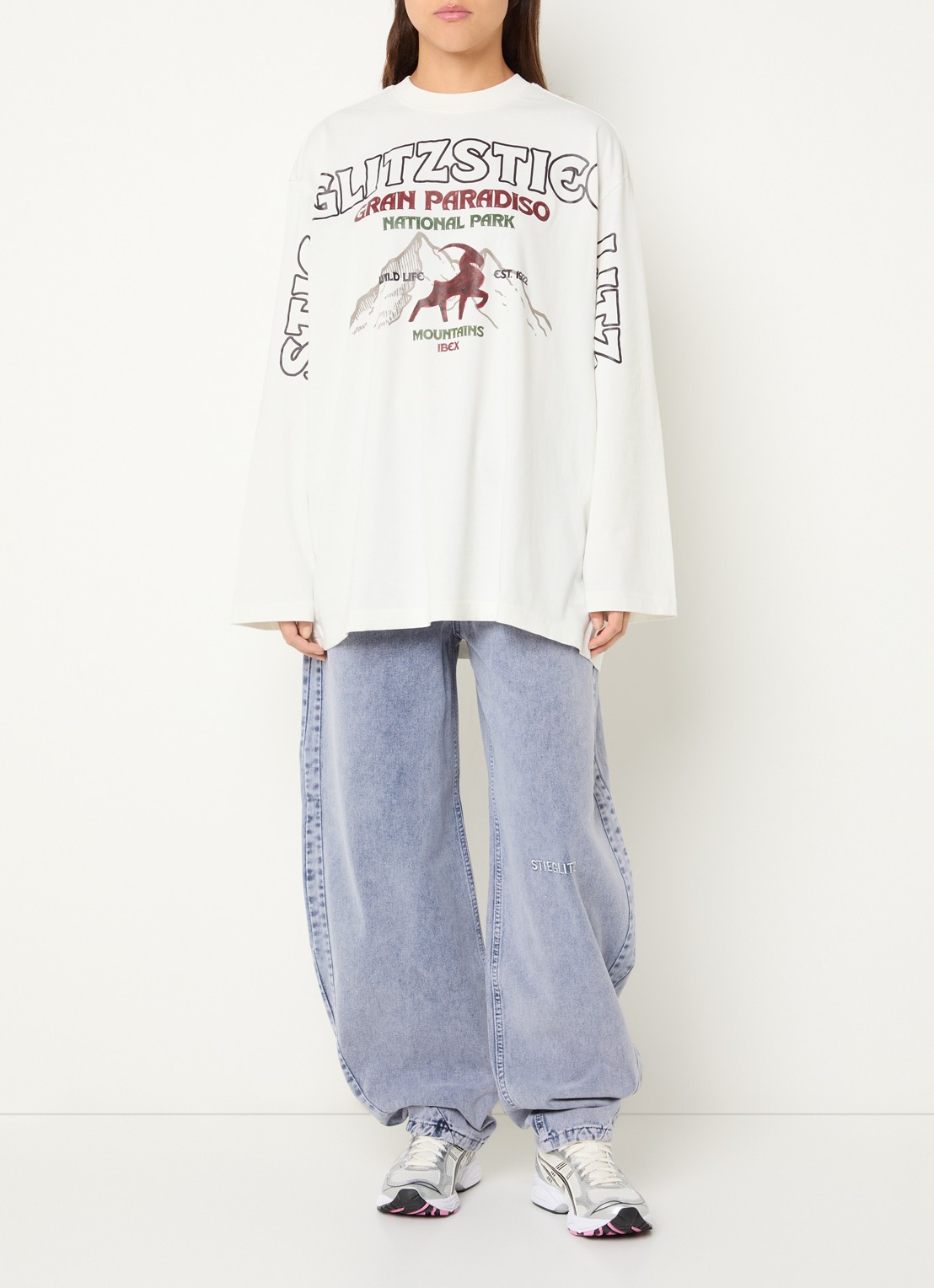Stieglitz Gineva longsleeve met print - voorkant 2 gebroken wit