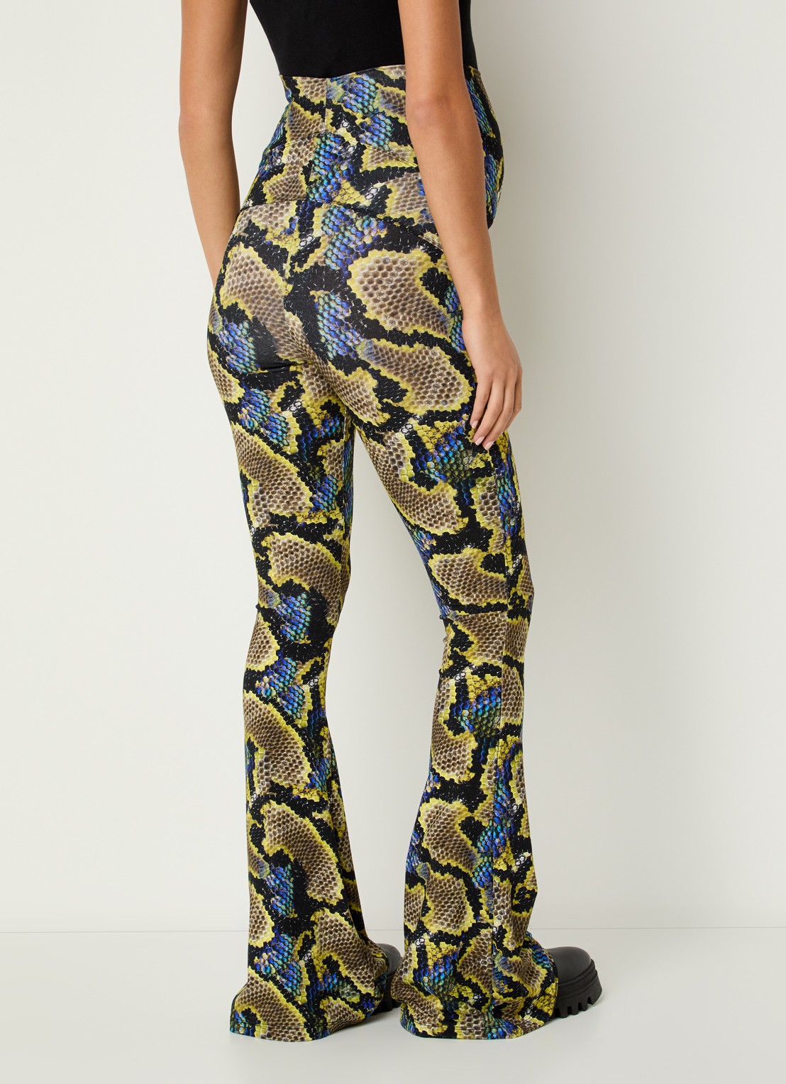 Stieglitz High waist flared fit zwangerschapsbroek met print - achterkant 3 multicolor