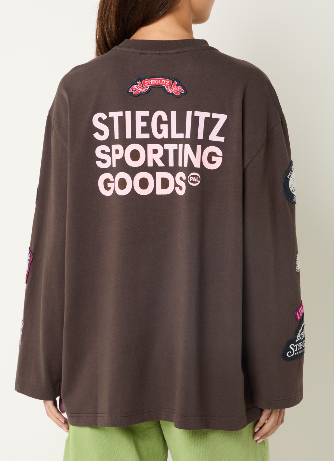 Stieglitz Juliana oversized longsleeve met logo- en backprint - detail 4 donkerbruin