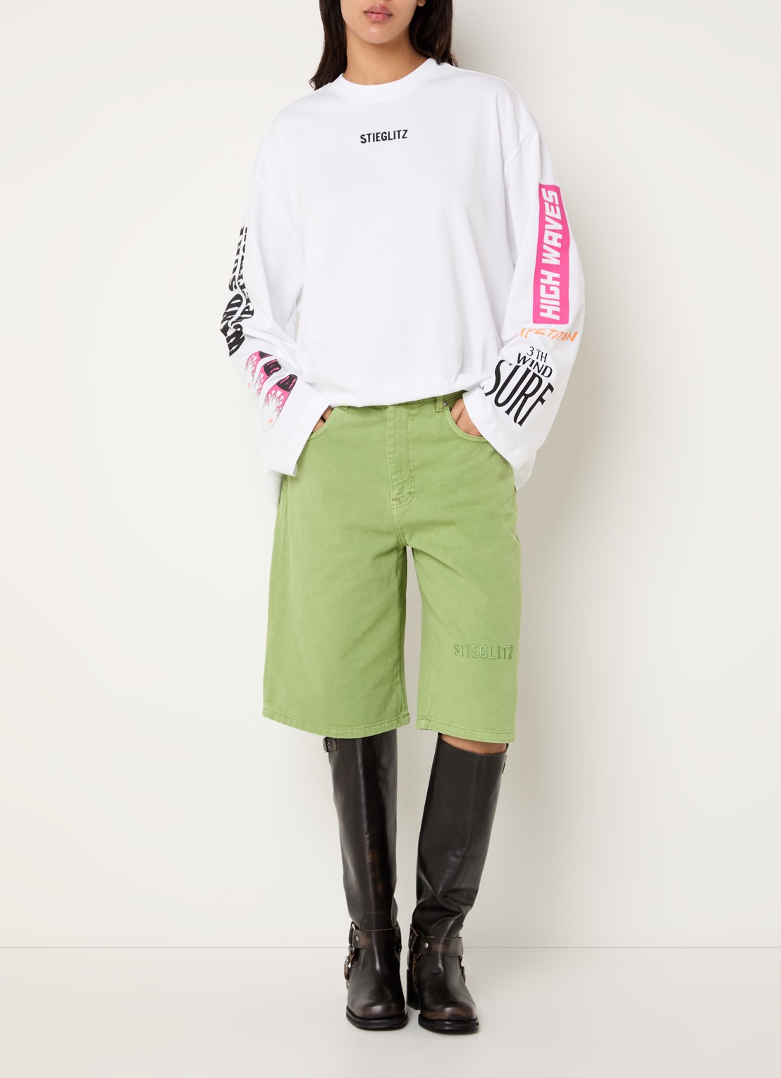 Stieglitz Monica longsleeve met front- en backprint - voorkant 4 wit