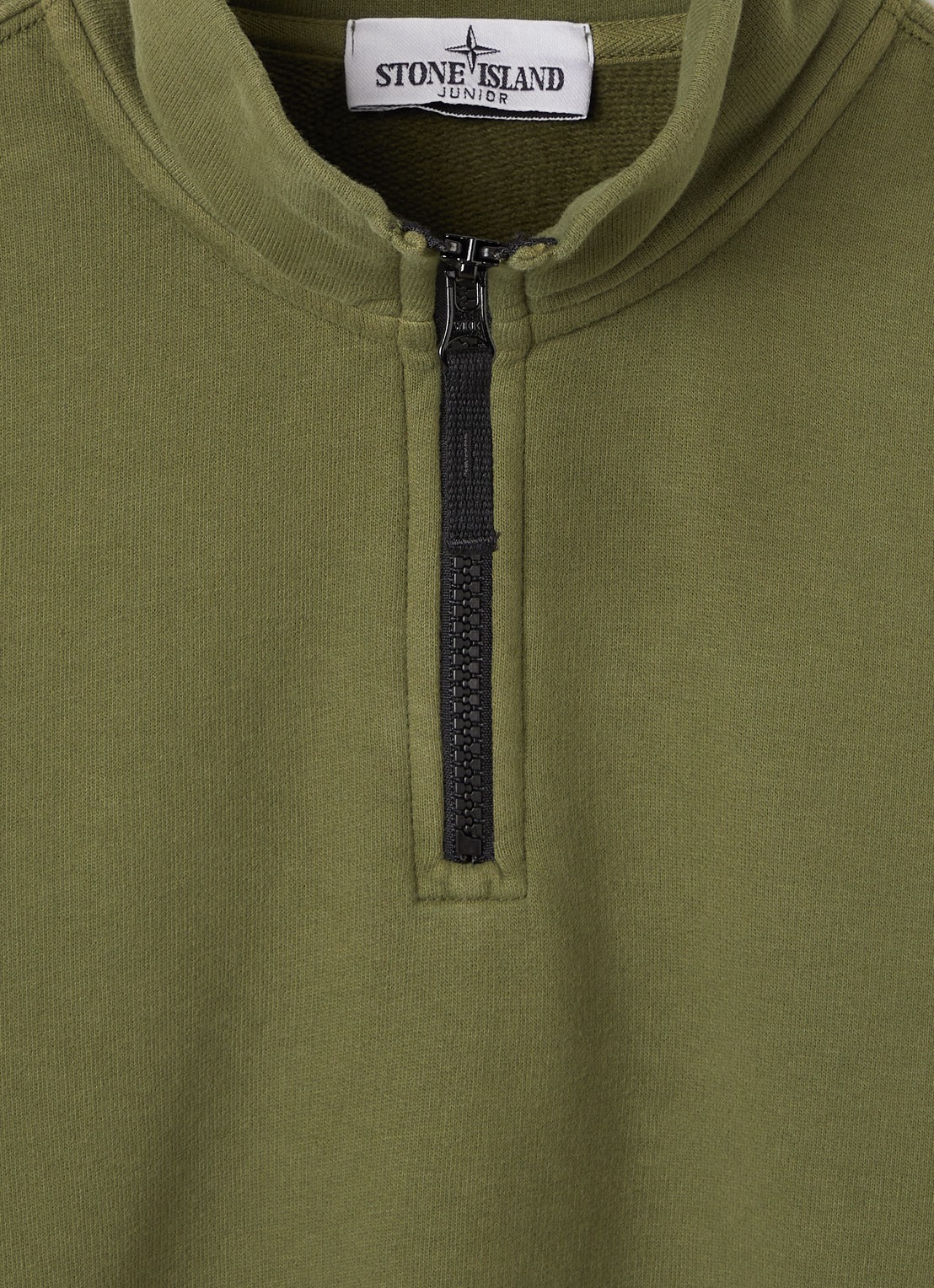 Stone Island 00005 sweater met logo en halve rits - detail legergroen