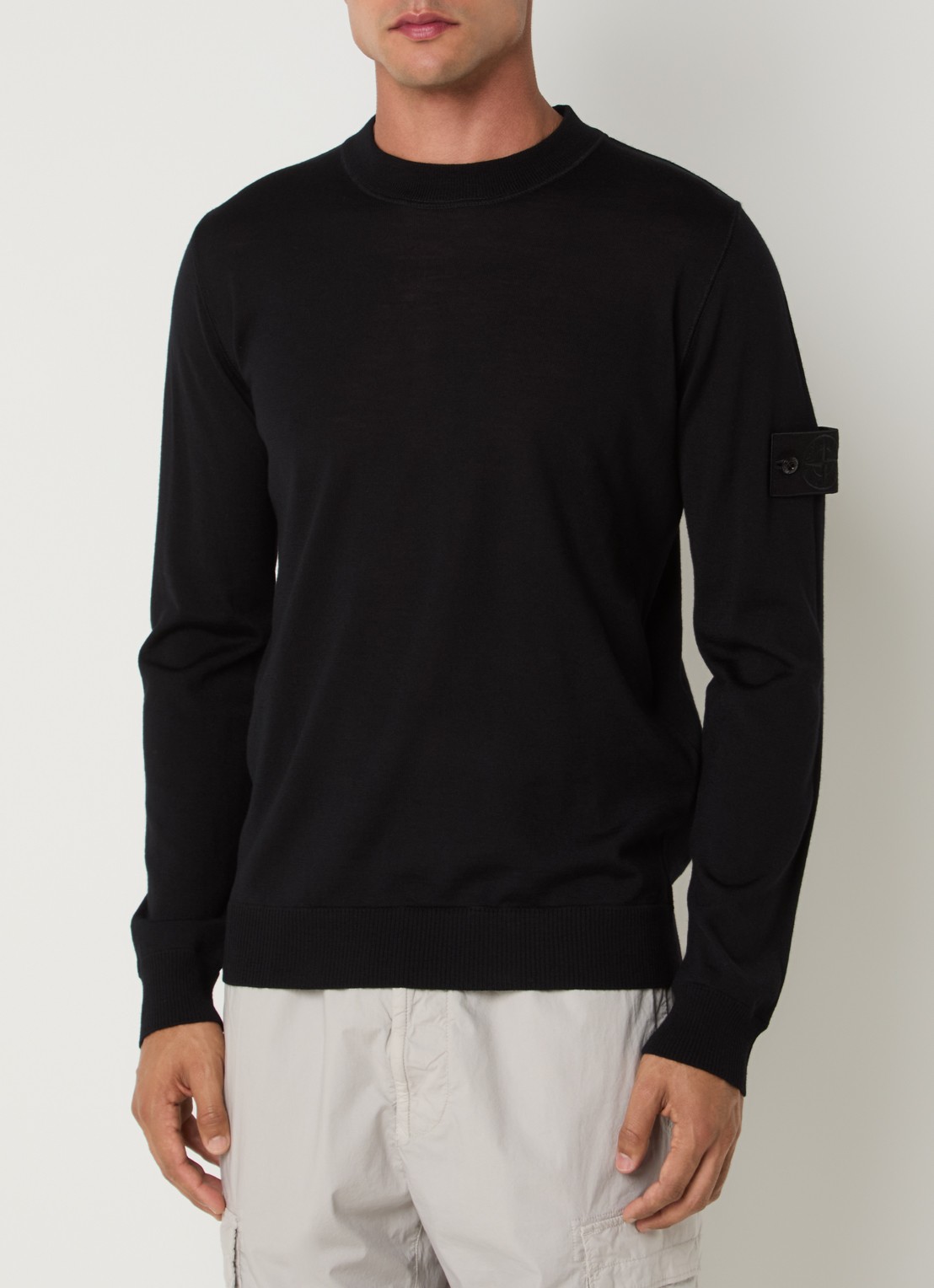 Stone Island 00074 fijngebreide pullover van scheerwol met logo - detail 2 zwart