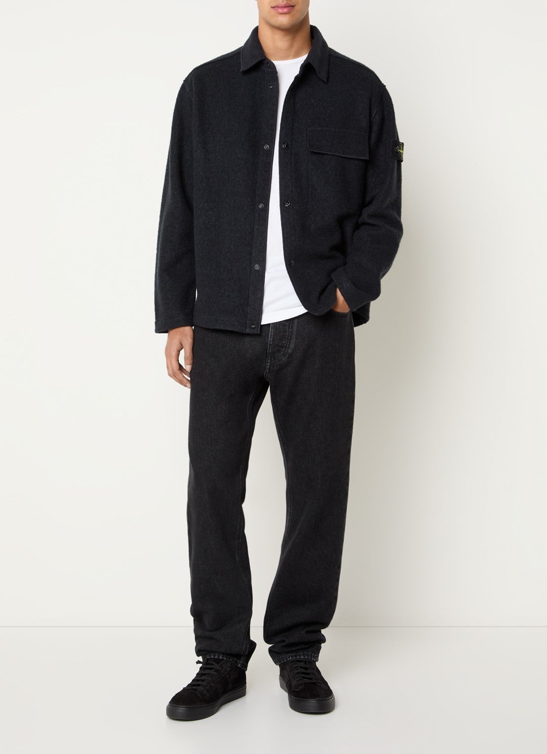 Stone Island 1200034 Overshirt in wolblend met logo - voorkant 4 donkerblauw