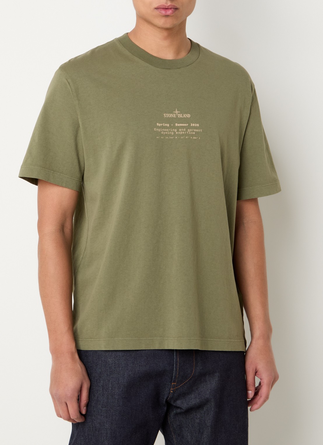 Stone Island 12002 T-shirt met logo- en backprint - detail 3 olijfgroen