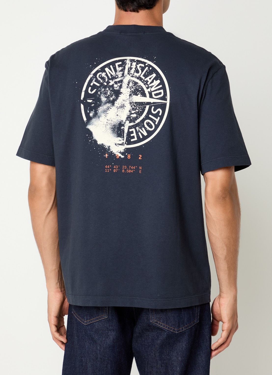 Stone Island 2100001 T-shirt met logo- en backprint - detail donkerblauw