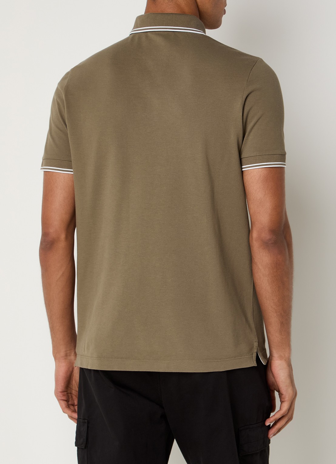 Stone Island 2200010 Regular fit polo met logoborduring - achterkant 5 legergroen